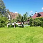 V Ceskem Raji U Prachovskych Skal - Mala Pro 4 - Velka Pro Az 7 Osob - V Soukromi *