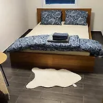 V Ceskem Raji U Prachovskych Skal - Mala Pro 4 - Velka Pro Az 7 Osob - V Soukromi Jičín