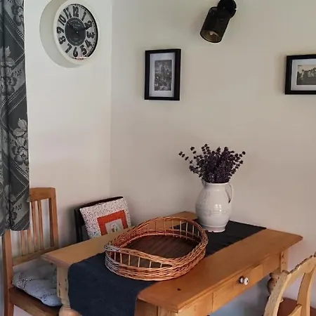 V Ceskem Raji U Prachovskych Skal - Mala Pro 4 - Velka Pro Az 7 Osob - V Soukromi * Jicin
