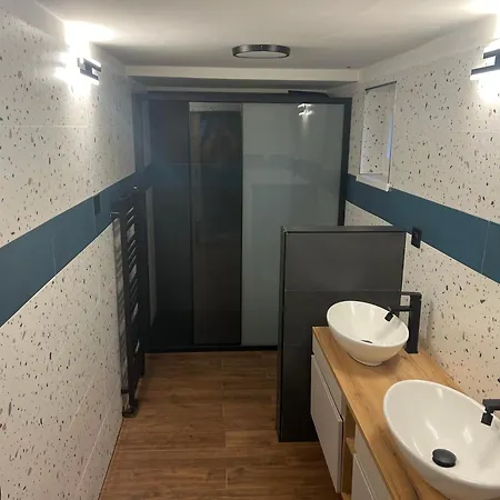 V Ceskem Raji U Prachovskych Skal - Mala Pro 4 - Velka Pro Az 7 Osob - V Soukromi Lodge *