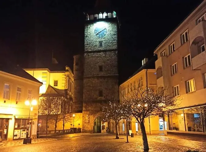 V českém Ráji U Prachovských Skal - Malá Pro 4 - Velká Pro Až 7 Osob - V Soukromí Lodge *