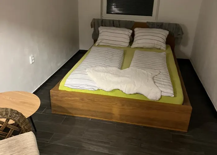 V českém Ráji U Prachovských Skal - Malá Pro 4 - Velká Pro Až 7 Osob - V Soukromí Lodge